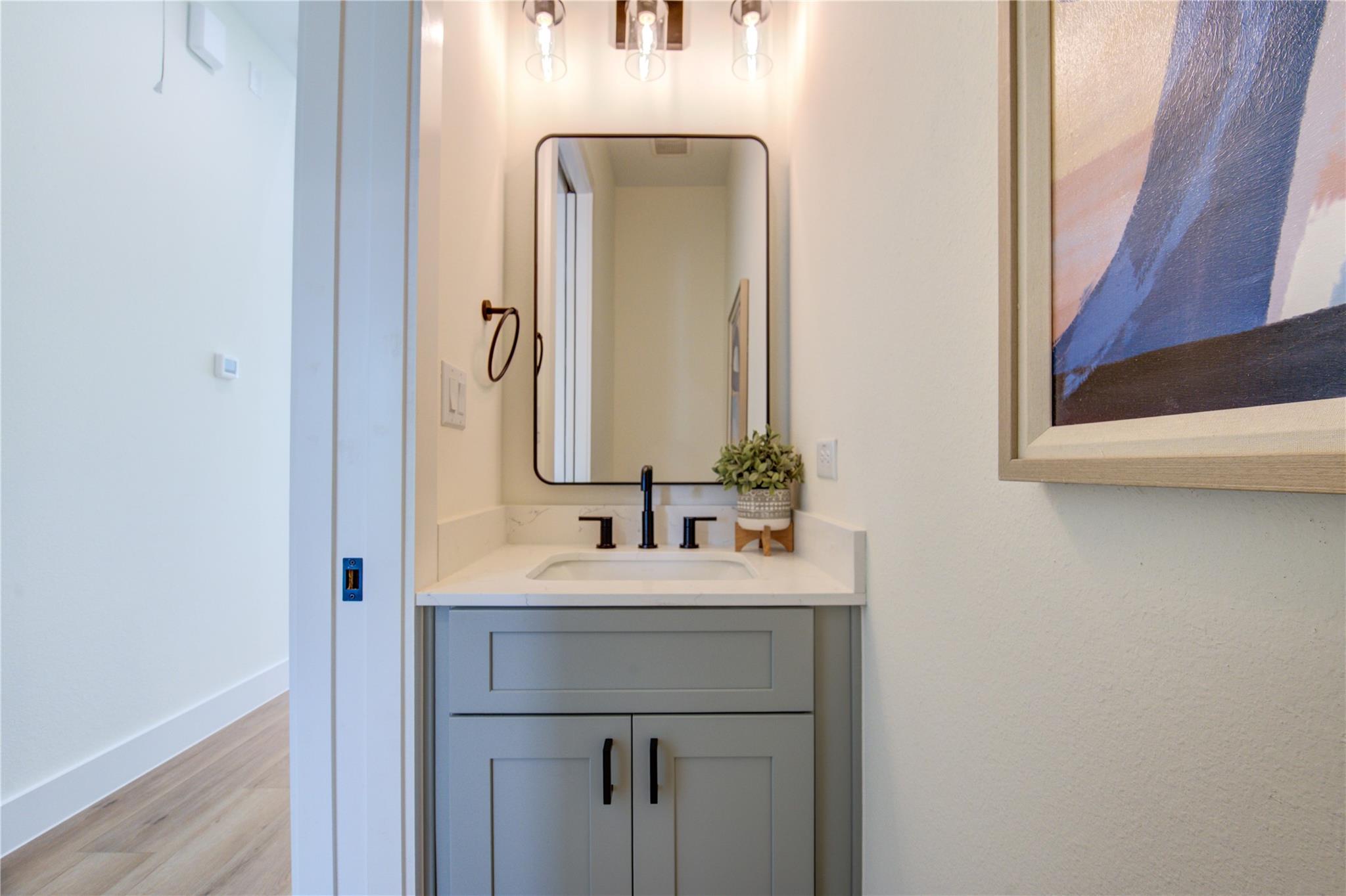 6121 Pacific Forest, Houston