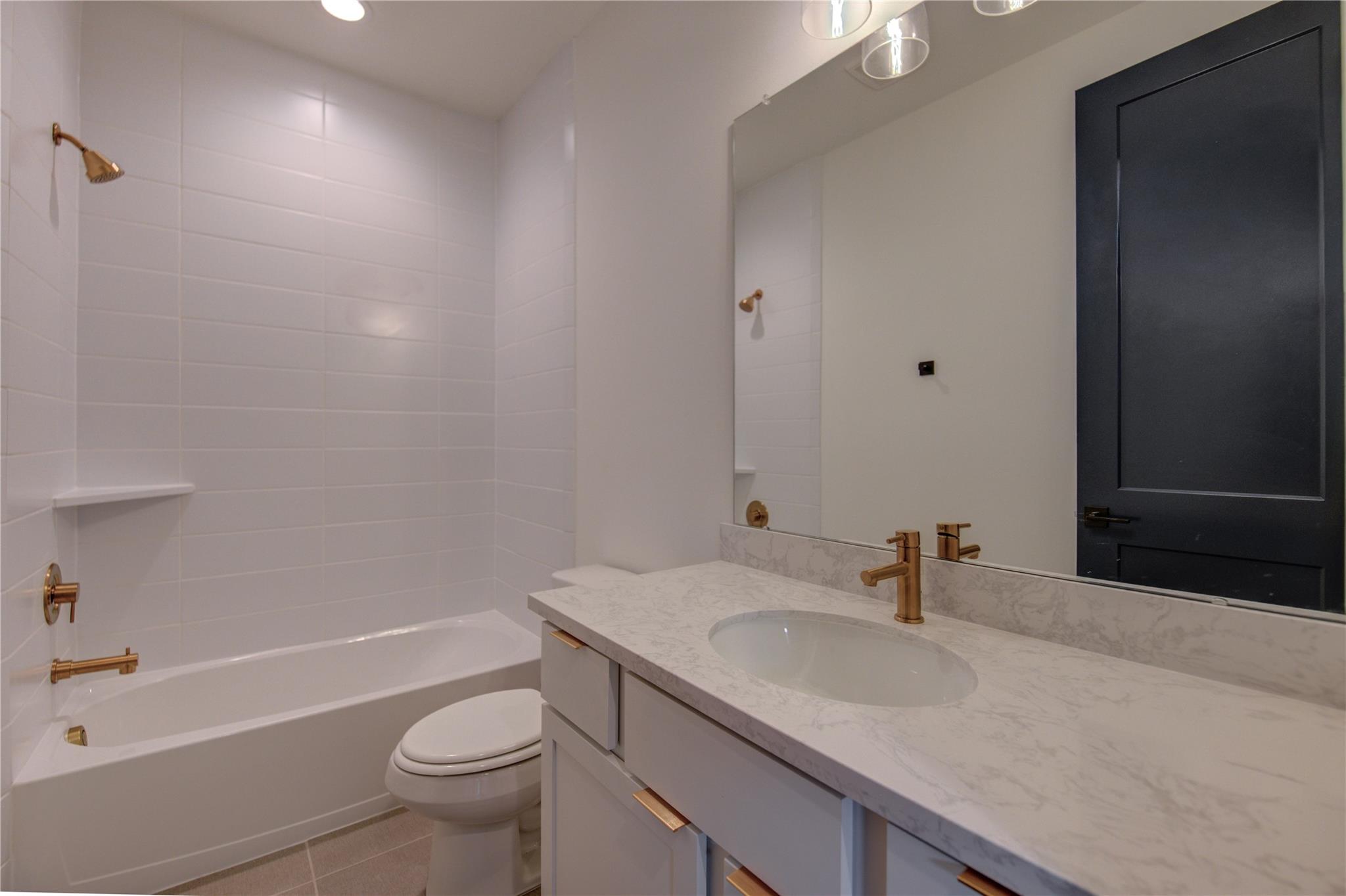 1502 Story Street