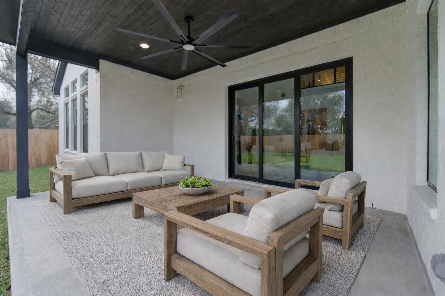 1502 Story Street