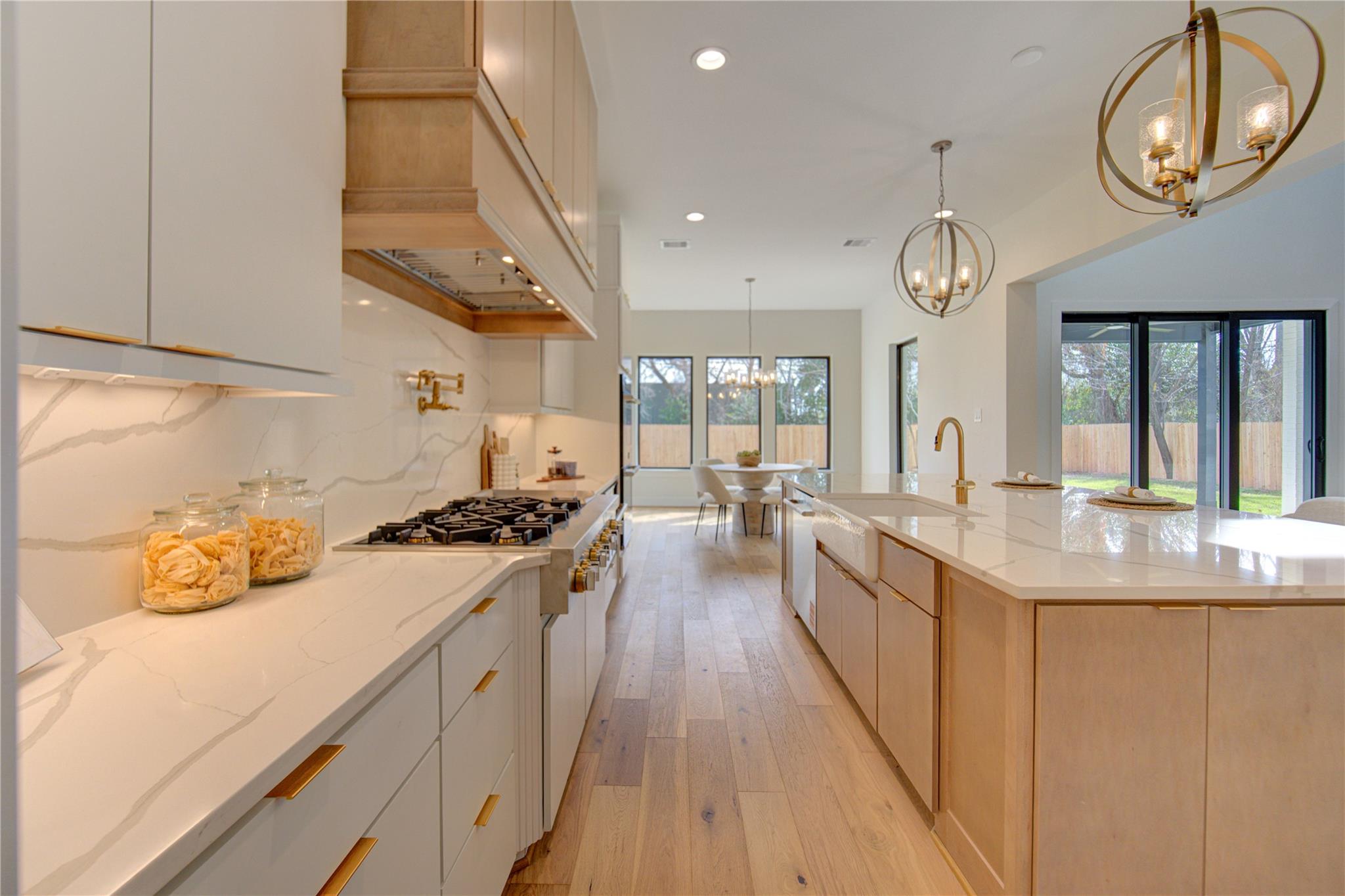 1502 Story Street