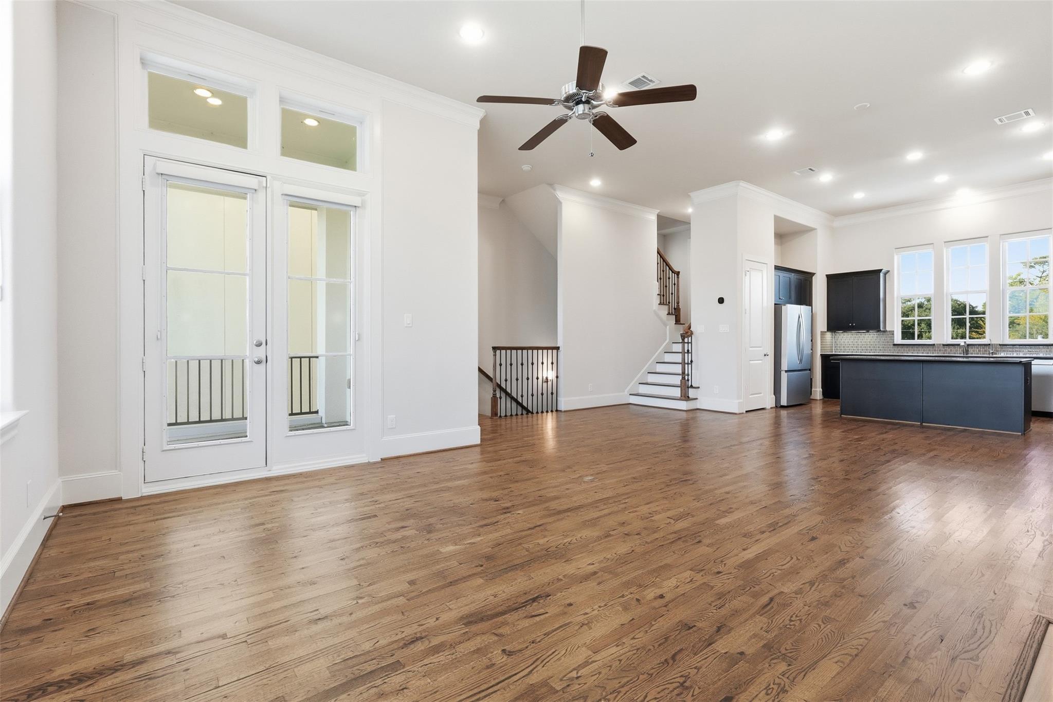 2134 Lakeshore Edge Drive