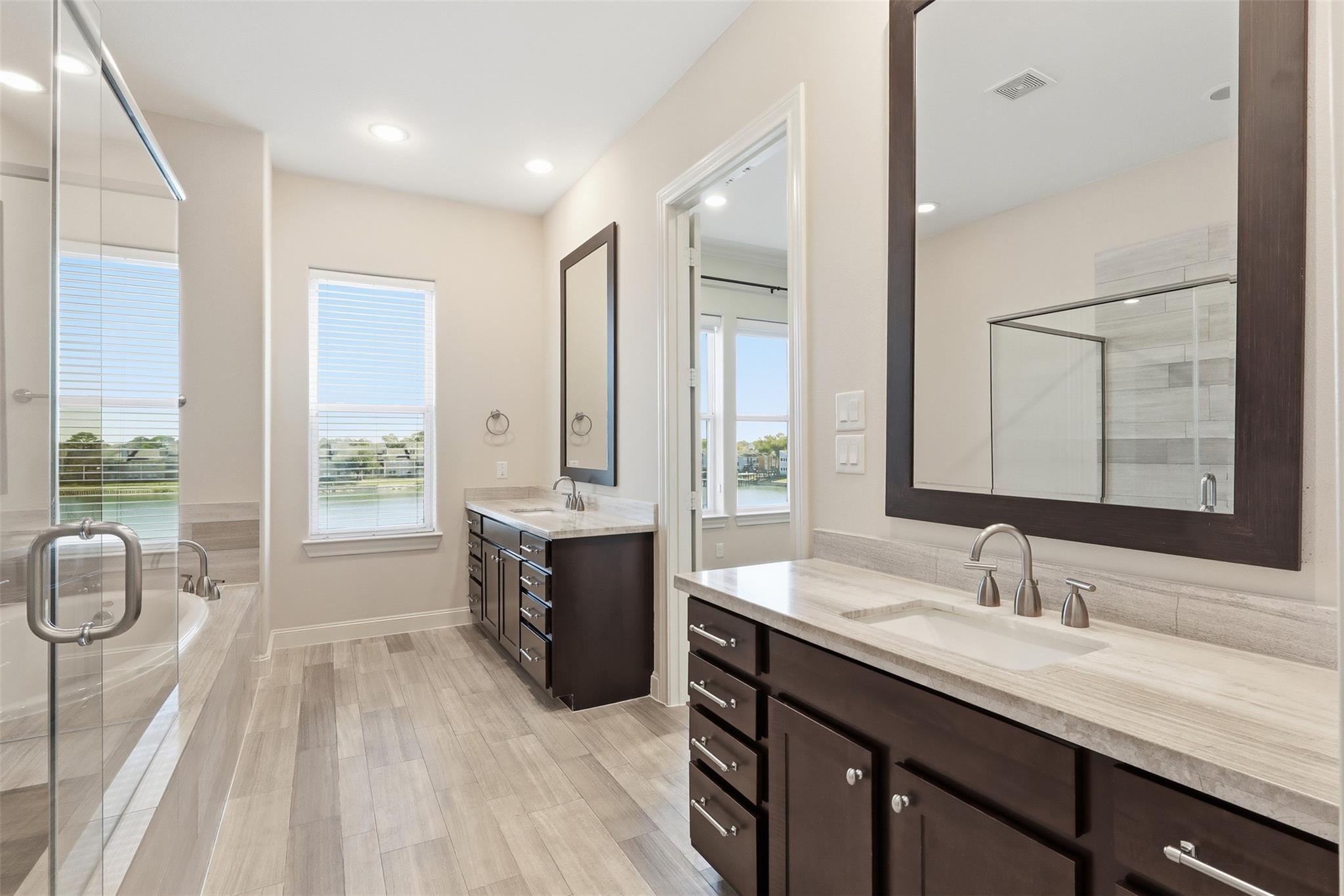 2134 Lakeshore Edge Drive