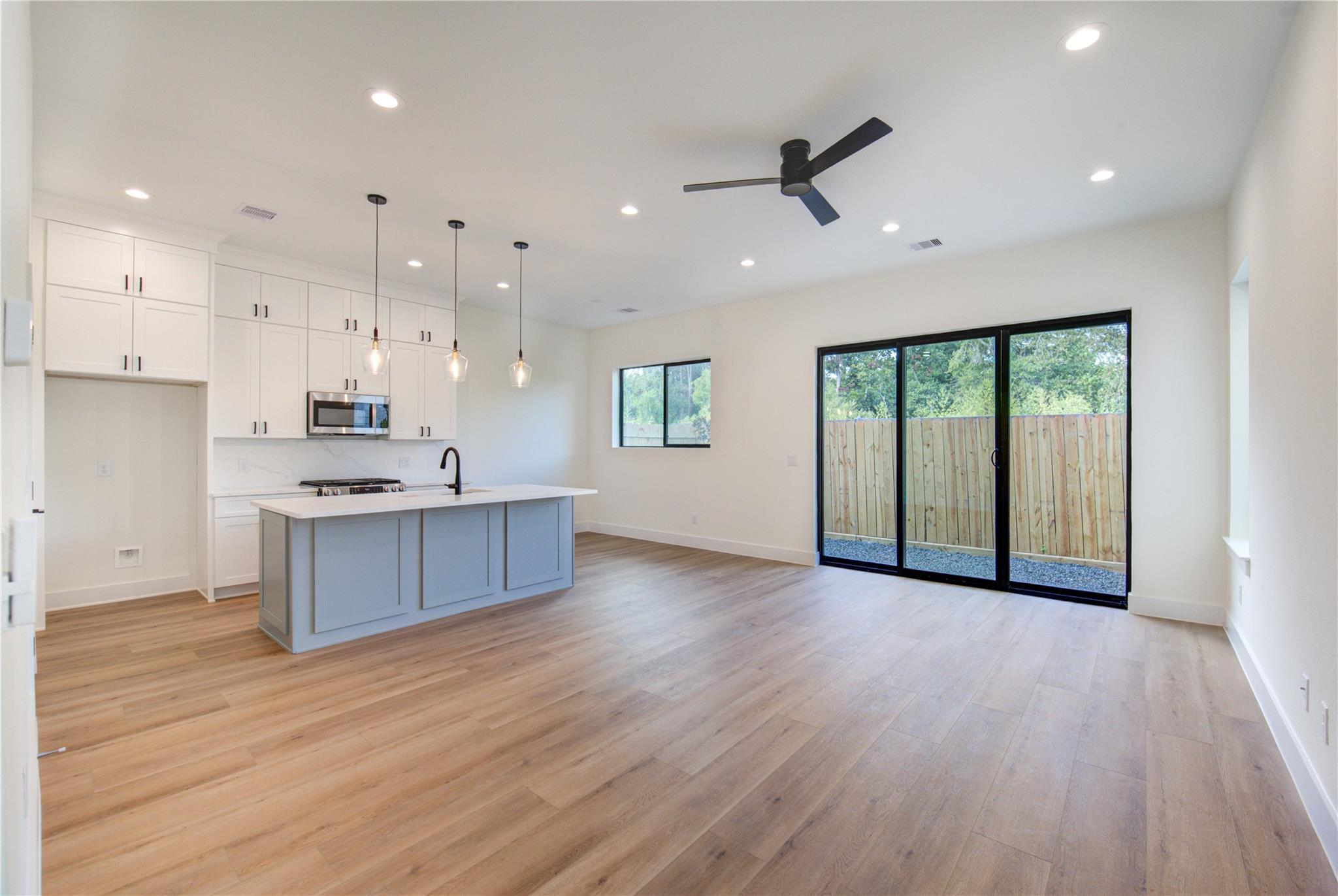 6123 Pacfific Forest Drive, Houston