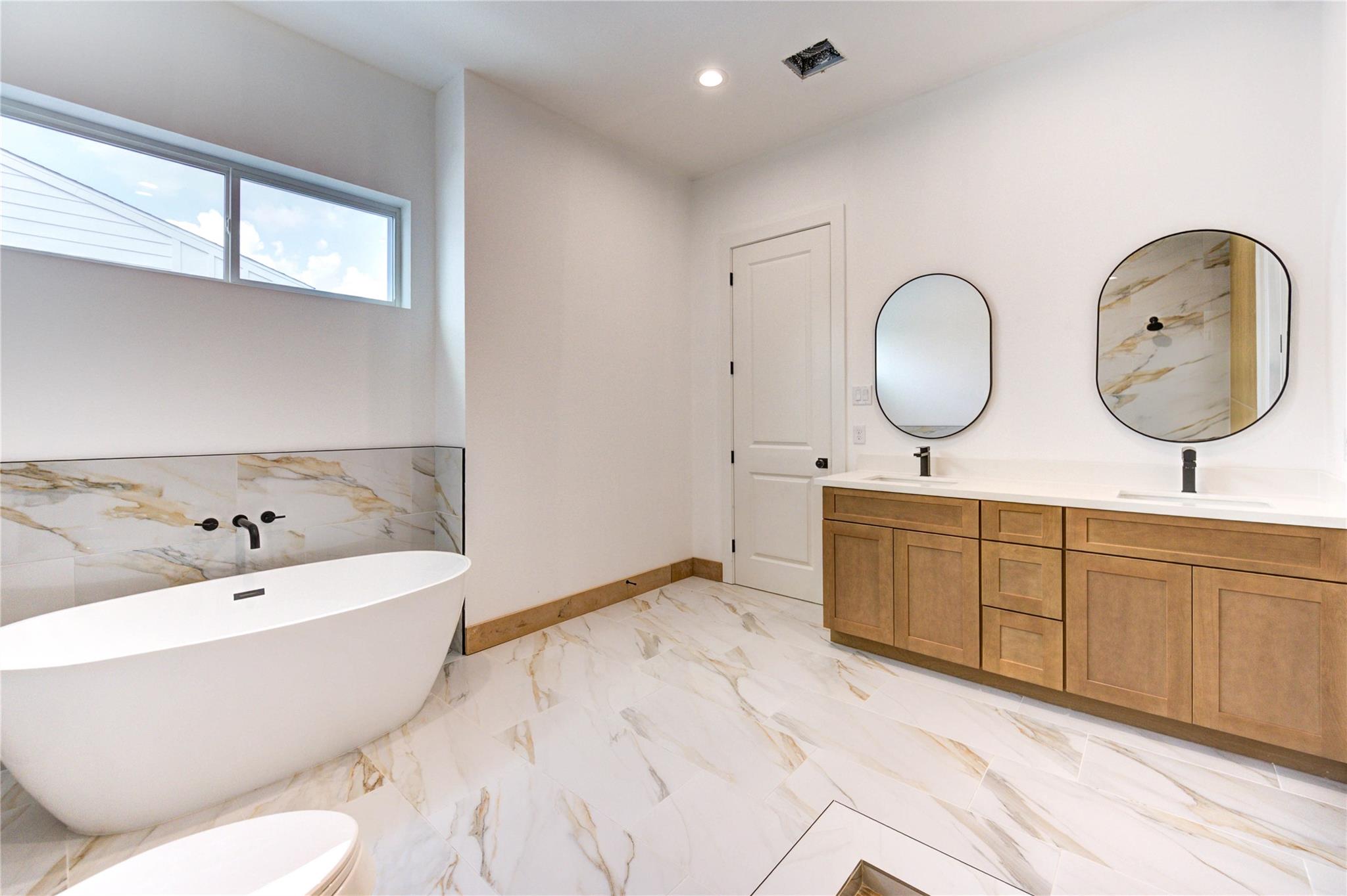 9005 Noel Street # B Unit: A and B