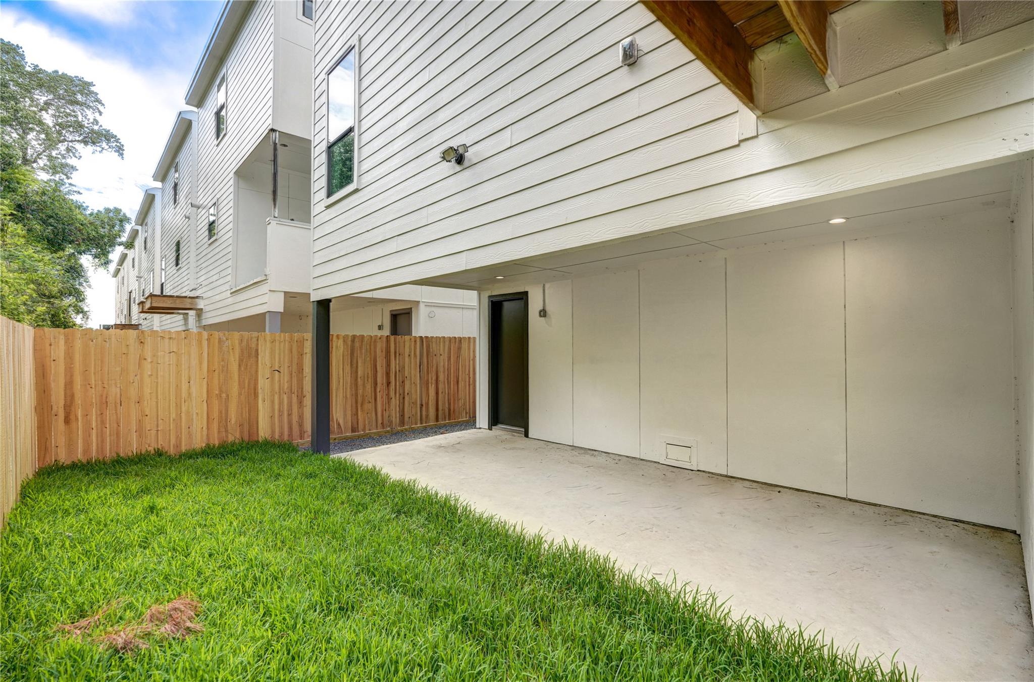 4531 Creekmont Drive