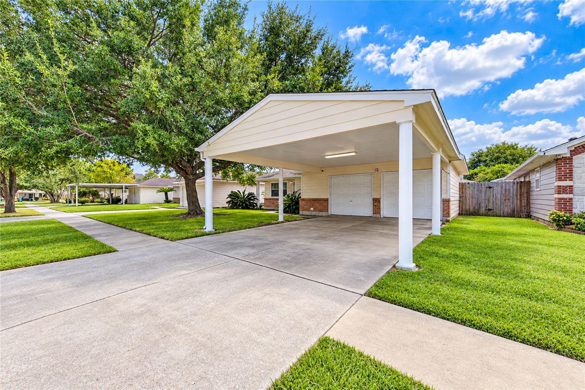 2716 Hearne Drive