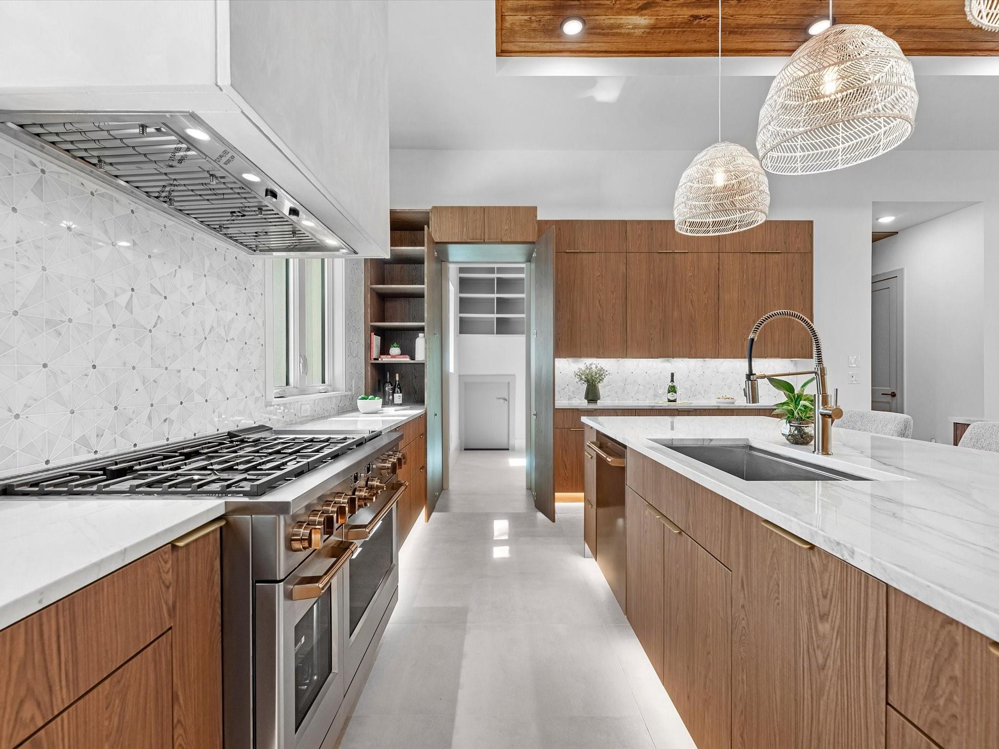 25096 Seguin Trail