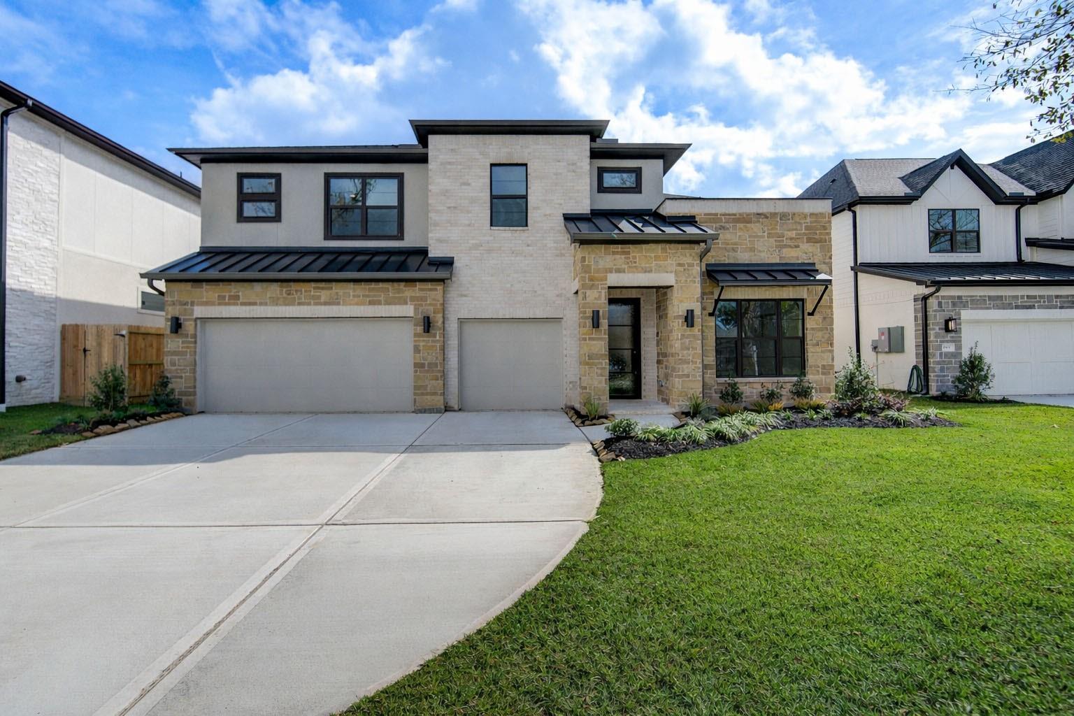 1504 Story Street