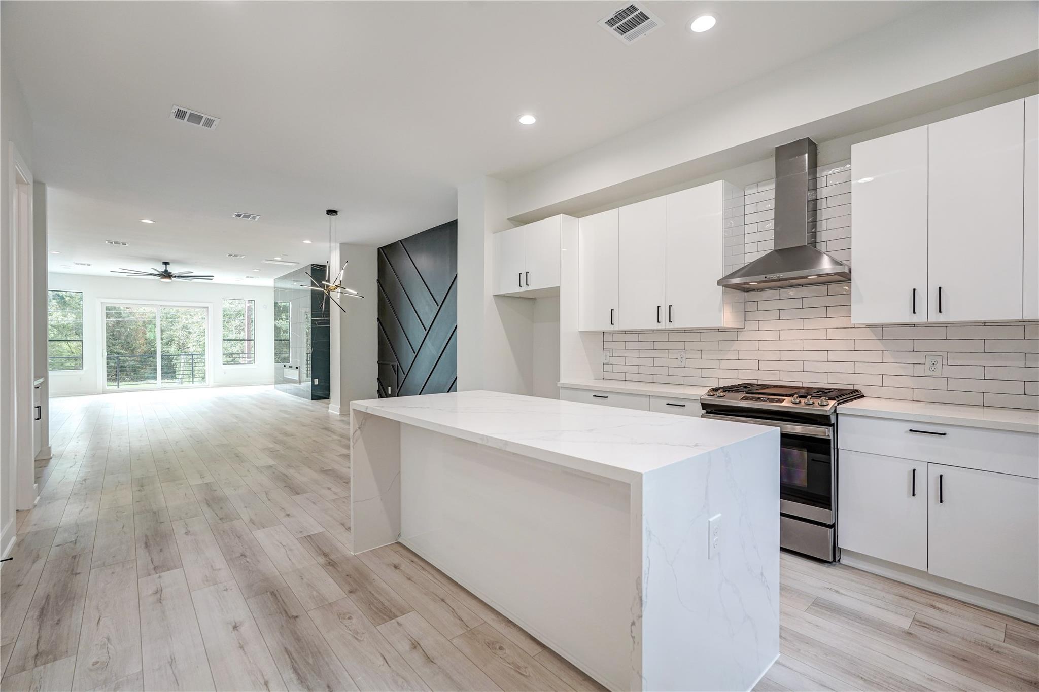 4535 Creekmont Drive, Houston