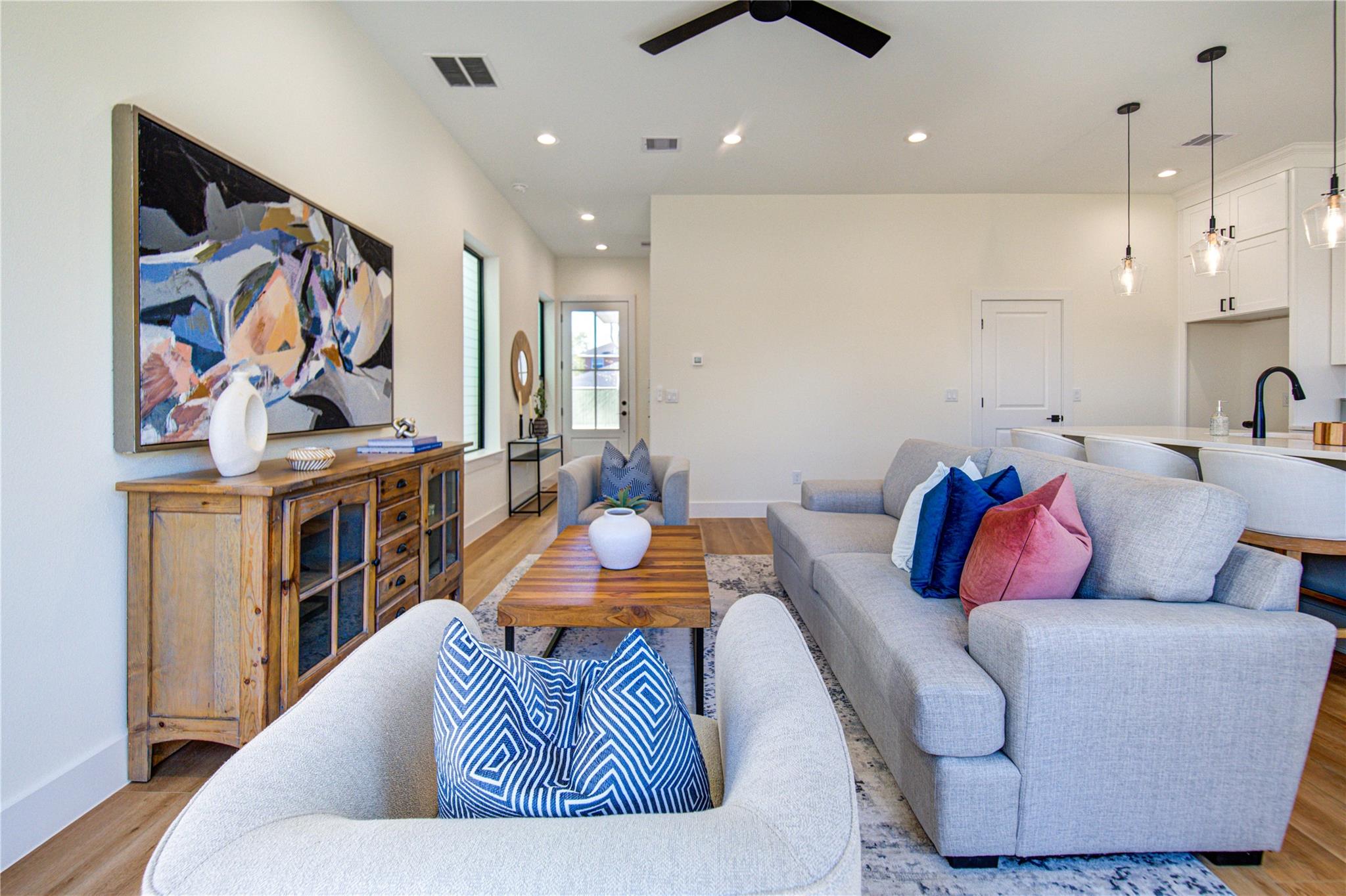 6123 Pacific Forest Drive