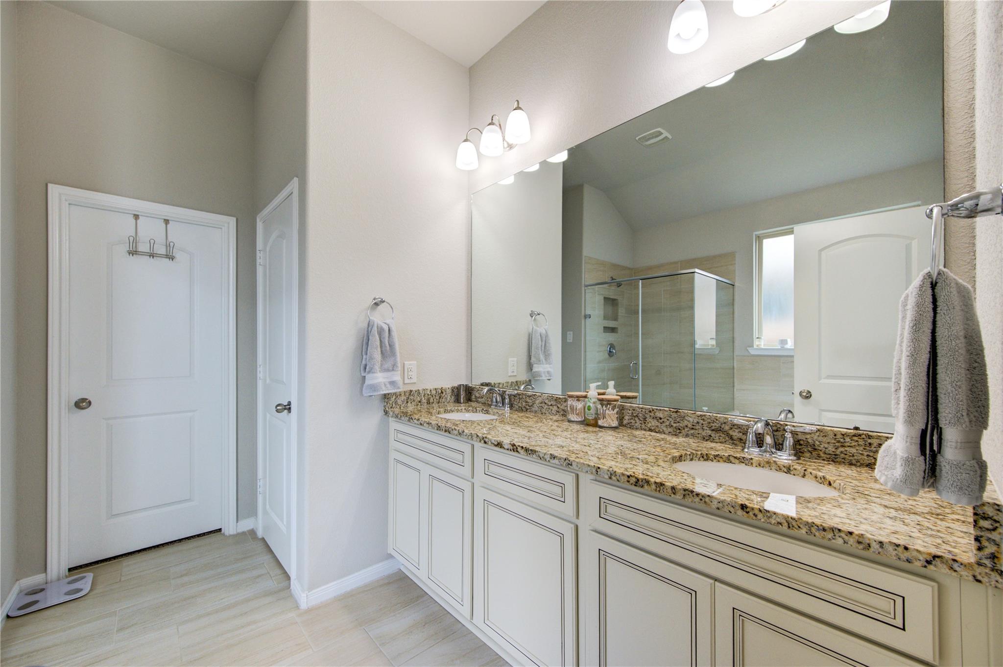 12114 Delwood Terrace Drive