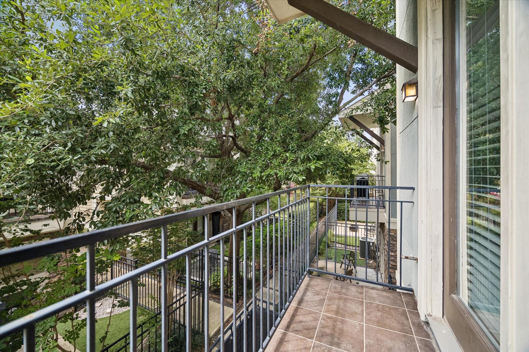 1110 W 25th Street