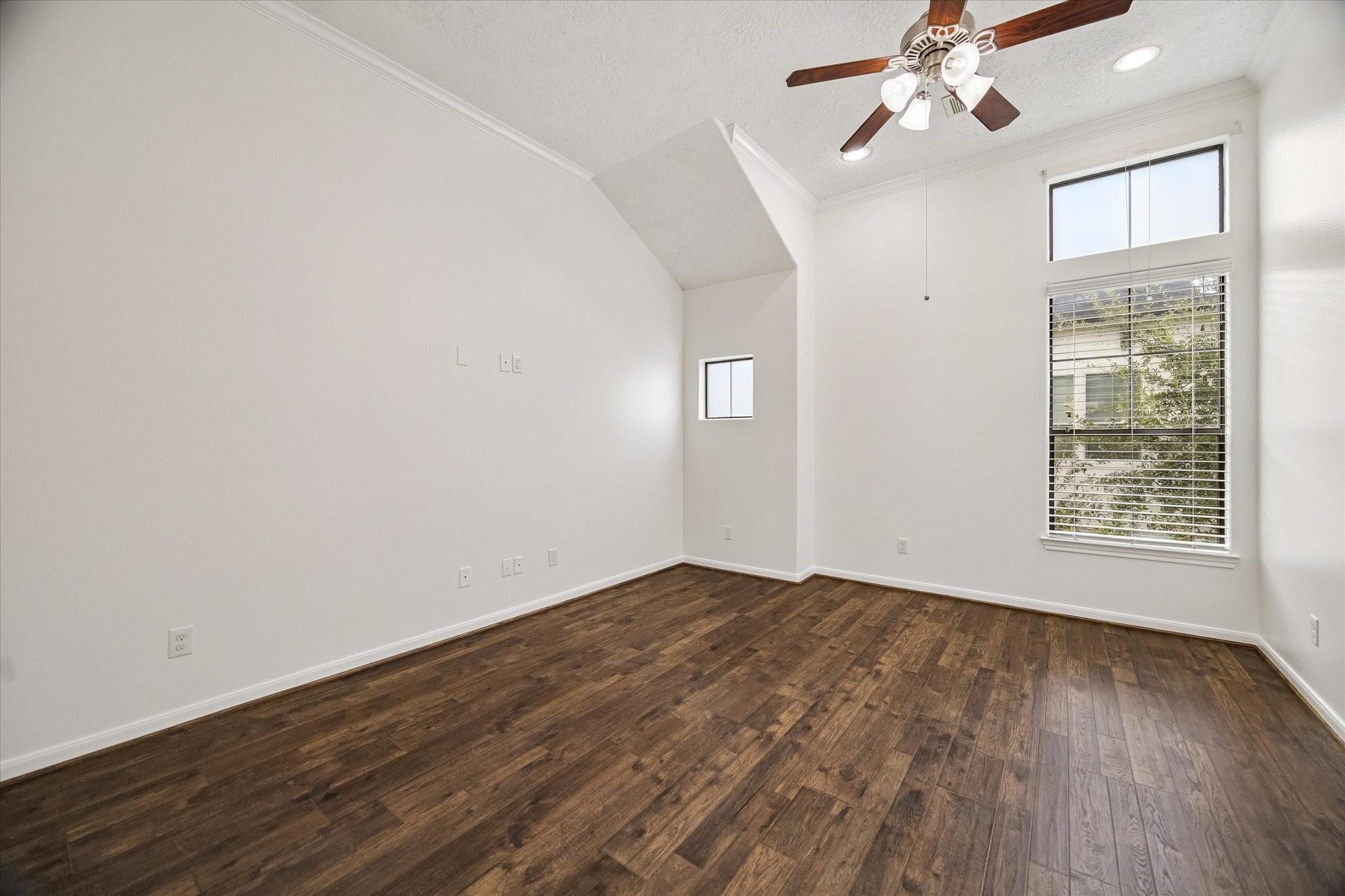 1110 W 25th Street