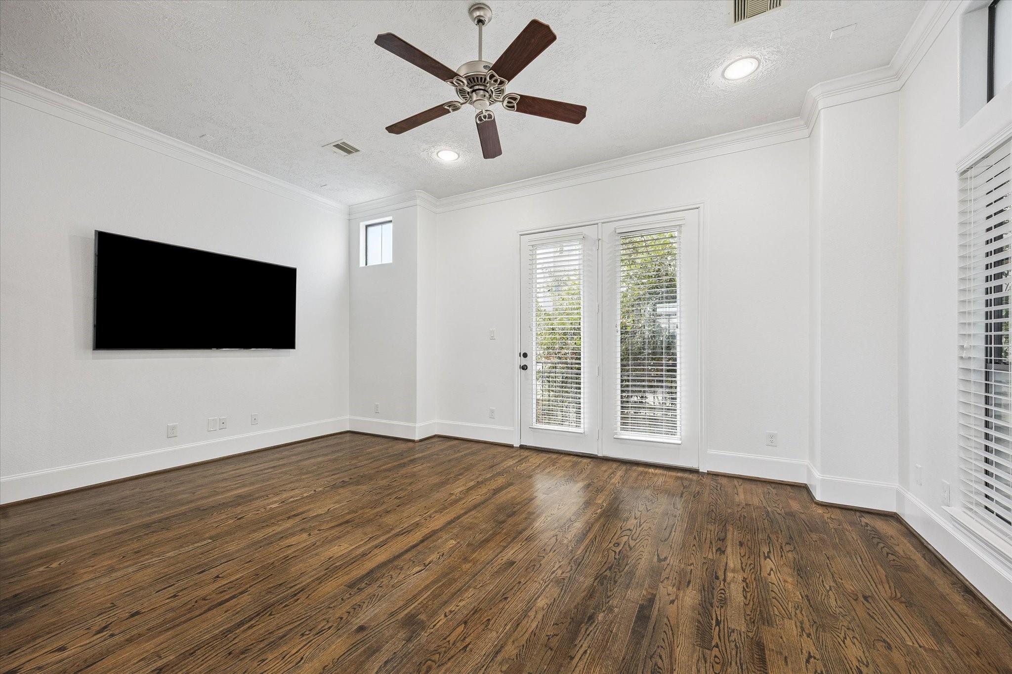 1110 W 25th Street