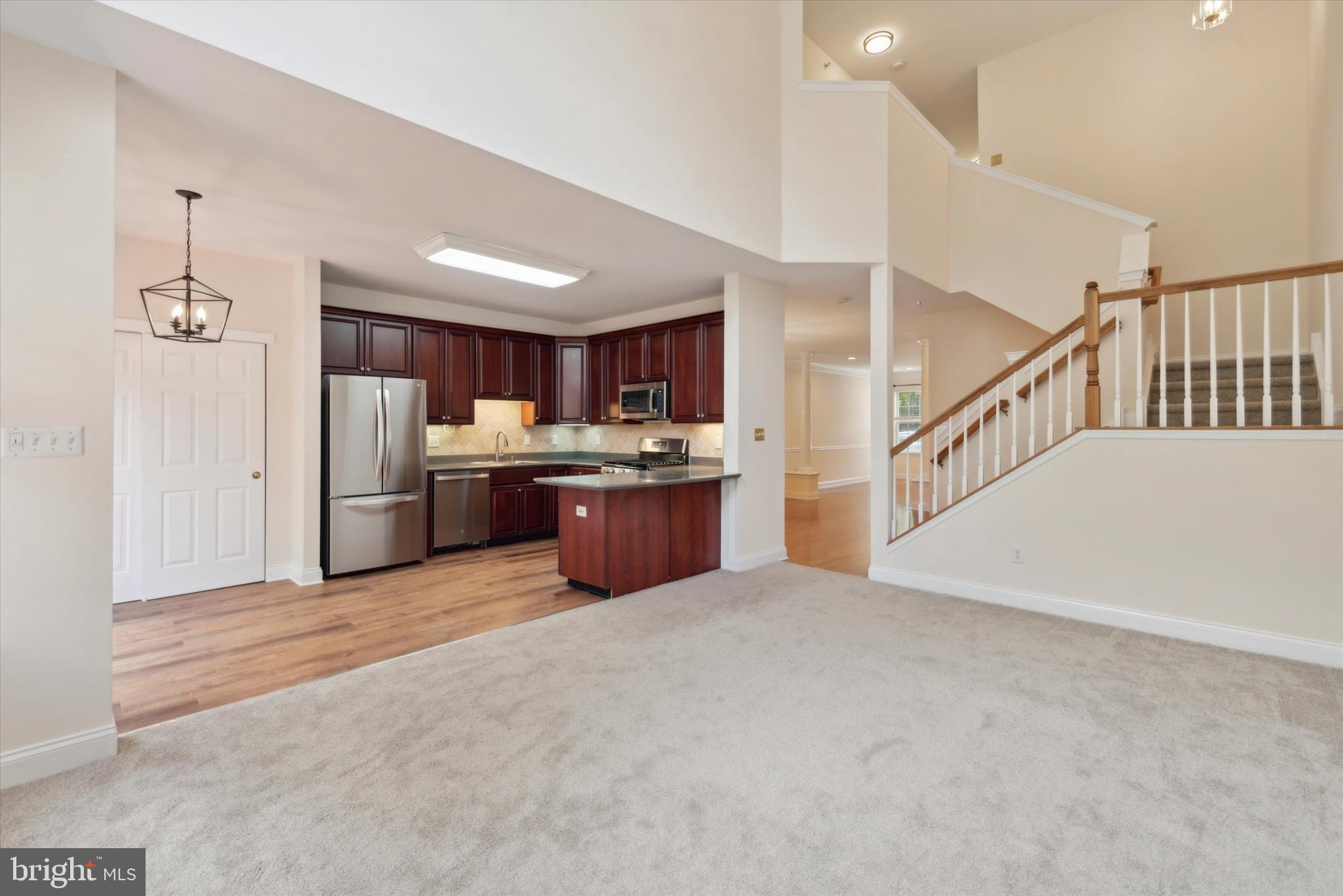 175 MOUNTAIN VIEW DRIVE