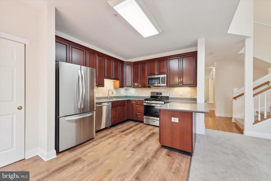 175 MOUNTAIN VIEW DRIVE
