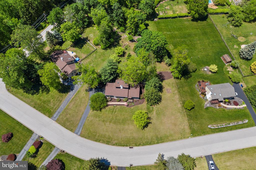 4 FOX RIDGE ROAD