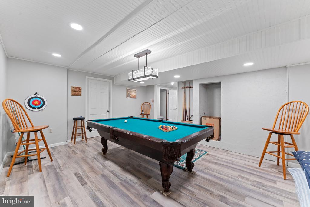4 FOX RIDGE ROAD