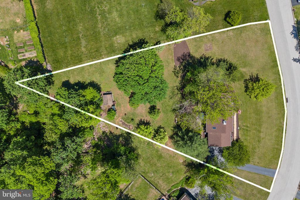 4 FOX RIDGE ROAD