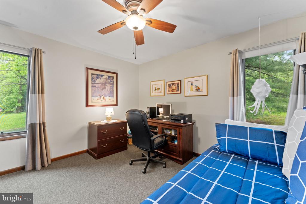 4 FOX RIDGE ROAD