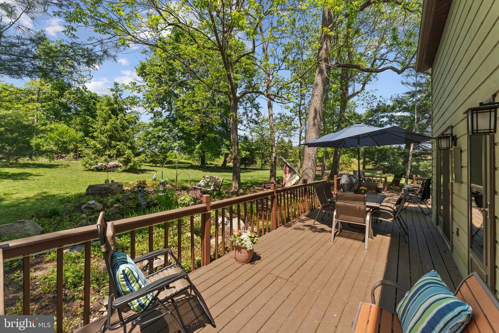 4 FOX RIDGE ROAD