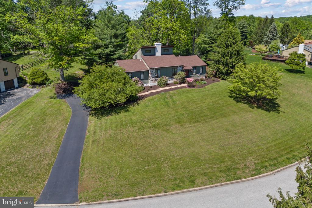 4 FOX RIDGE ROAD