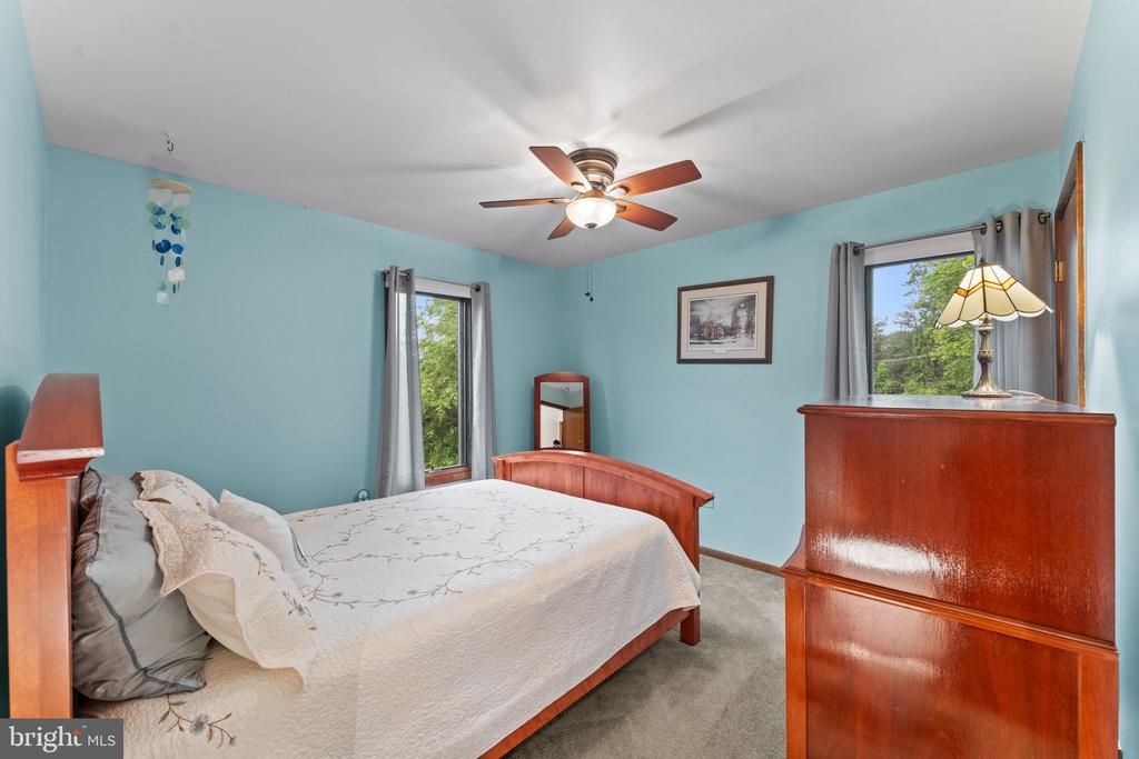 4 FOX RIDGE ROAD