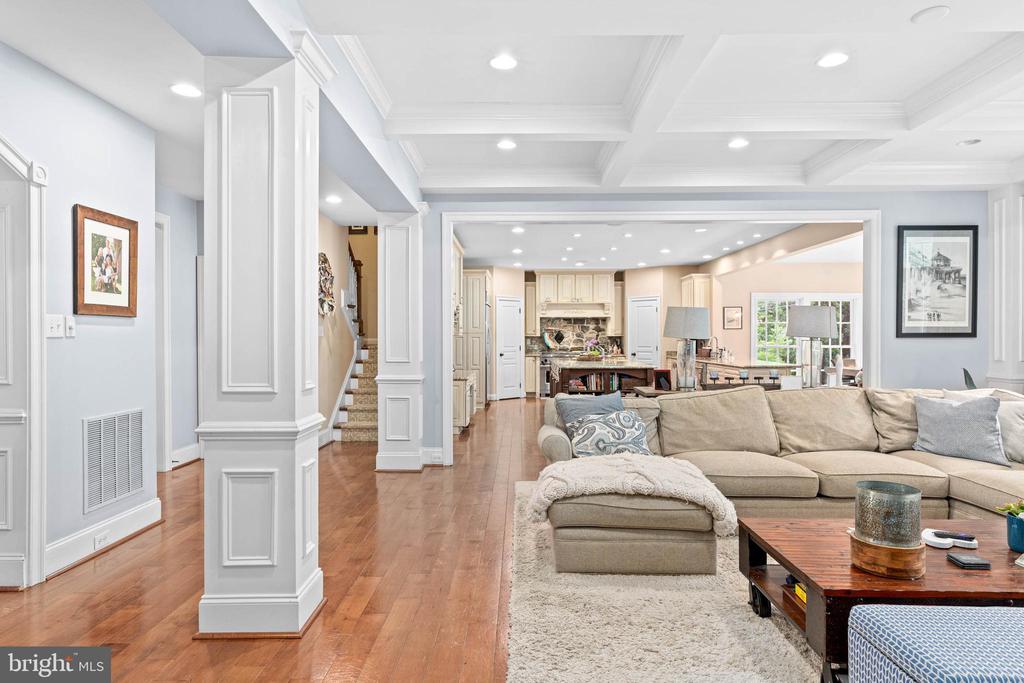 331 ABBEY RD