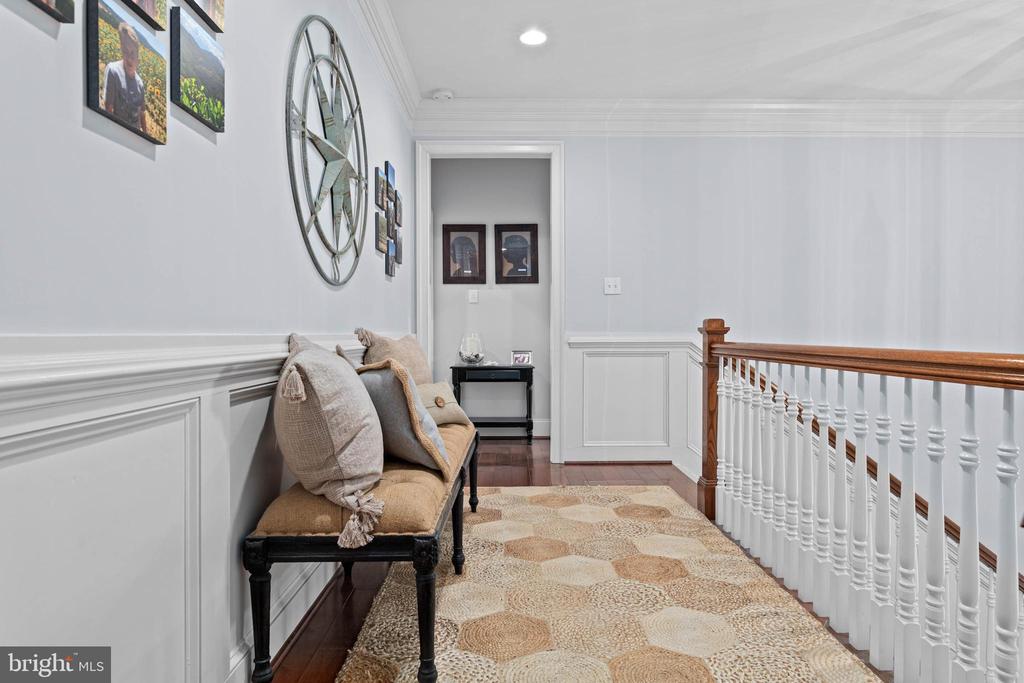 331 ABBEY RD
