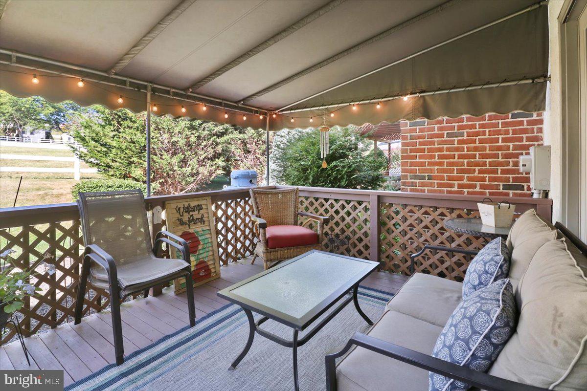 236 STEEPLECHASE DRIVE