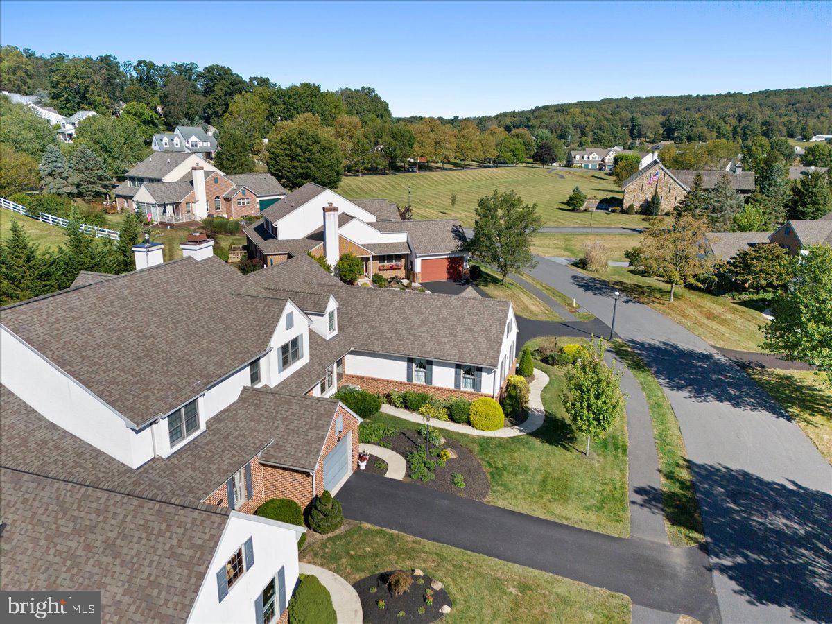 236 STEEPLECHASE DRIVE