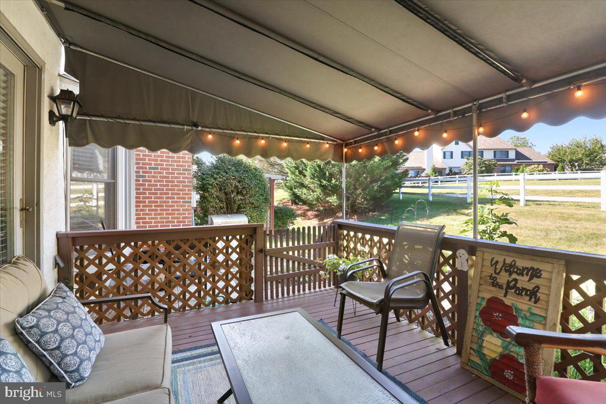 236 STEEPLECHASE DRIVE