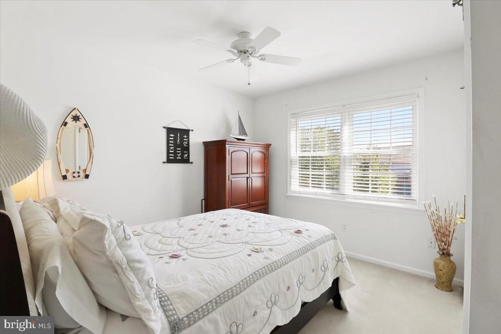 236 STEEPLECHASE DRIVE