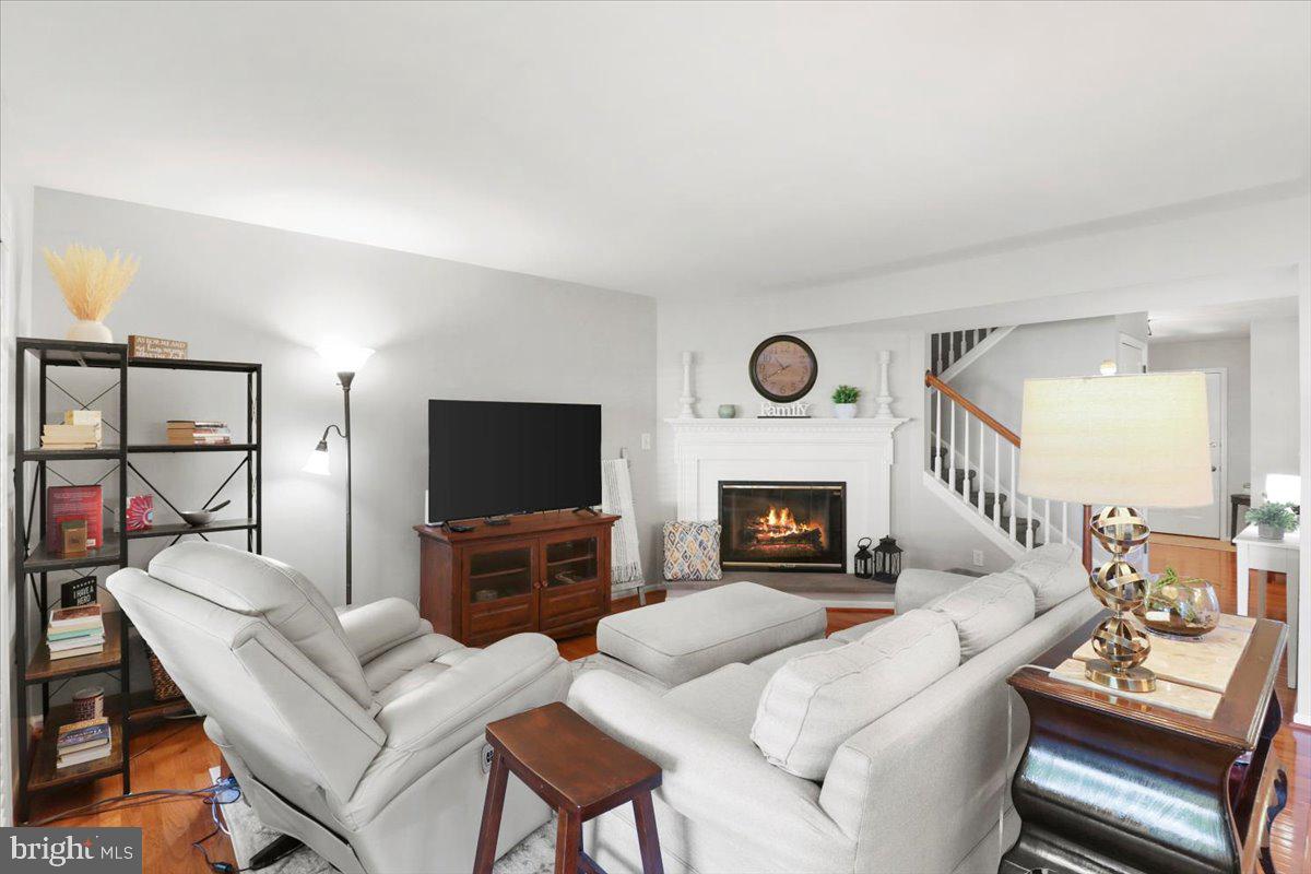 236 STEEPLECHASE DRIVE