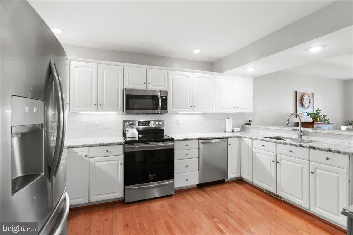 236 STEEPLECHASE DRIVE