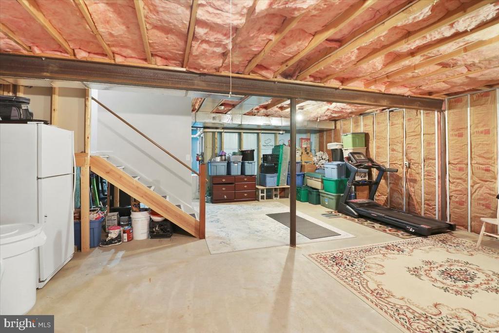 236 STEEPLECHASE DRIVE