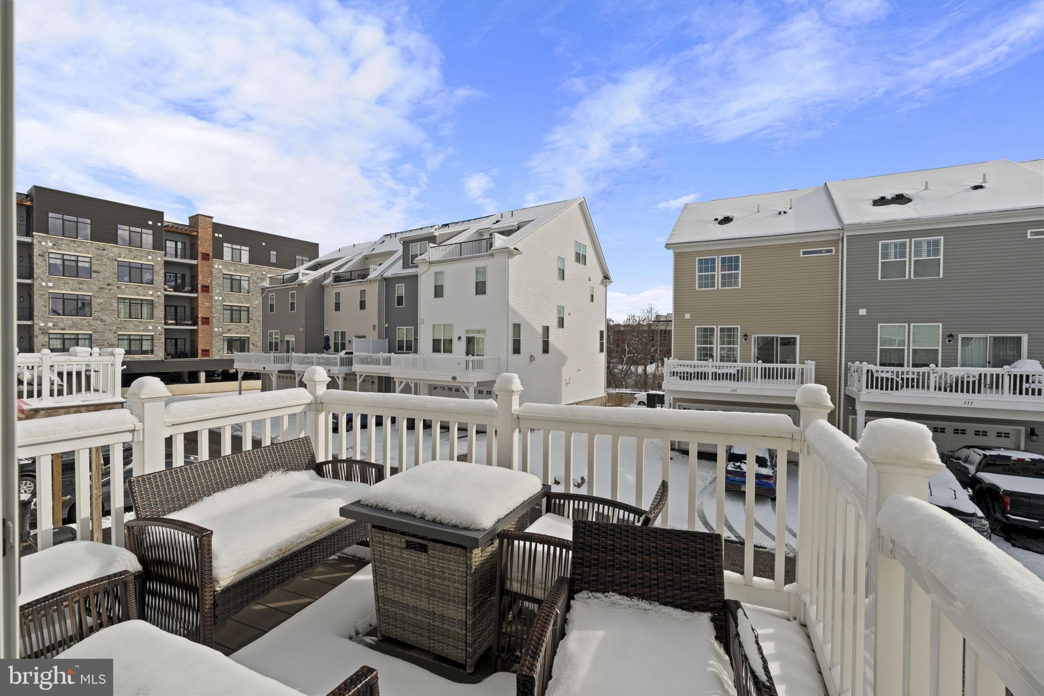 917 ANVIL COURT