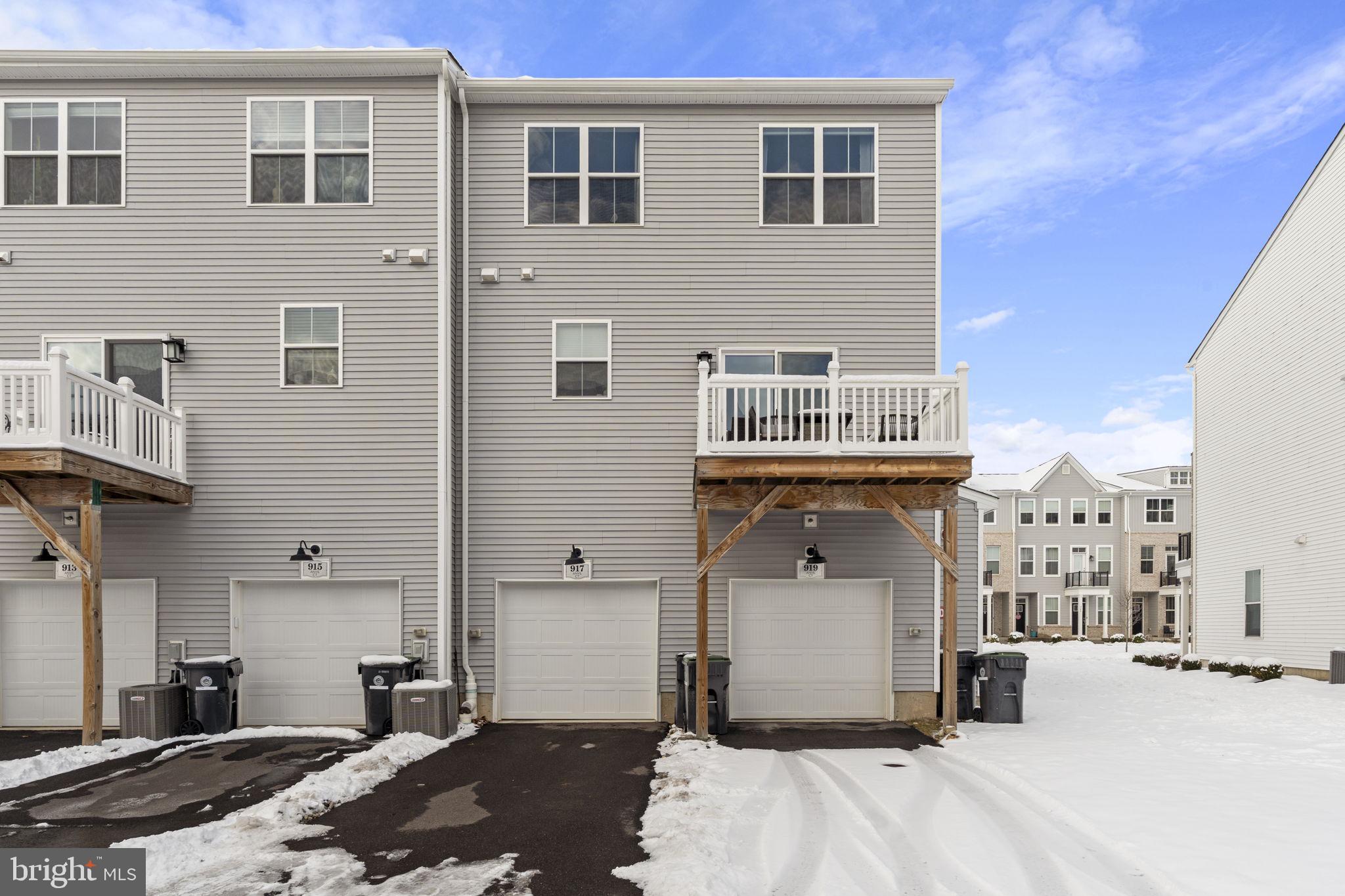 917 ANVIL COURT
