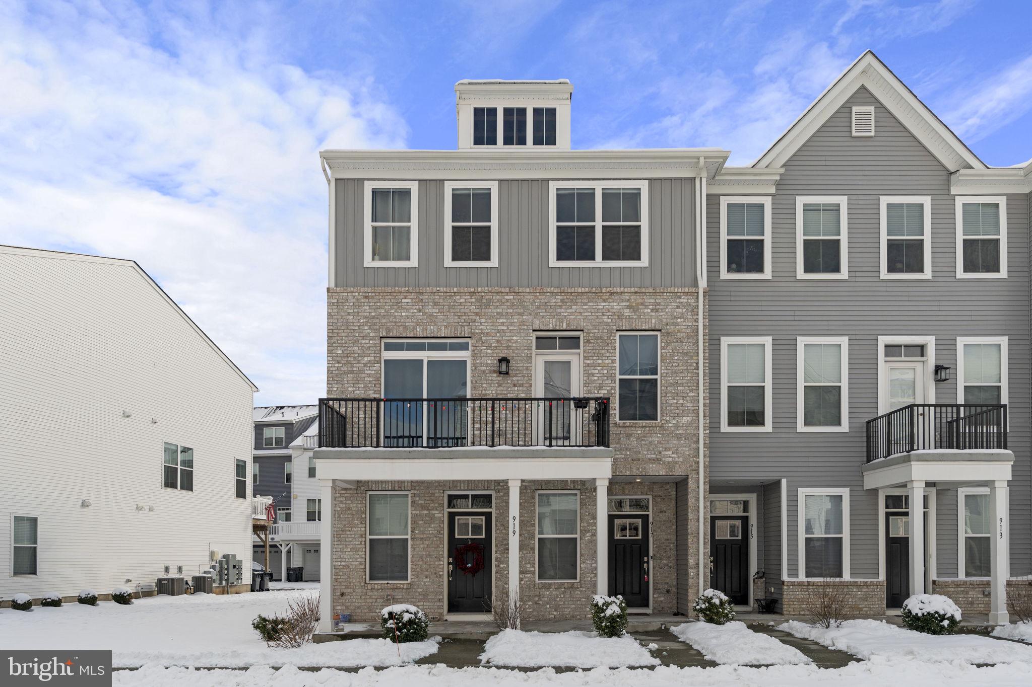 917 ANVIL COURT
