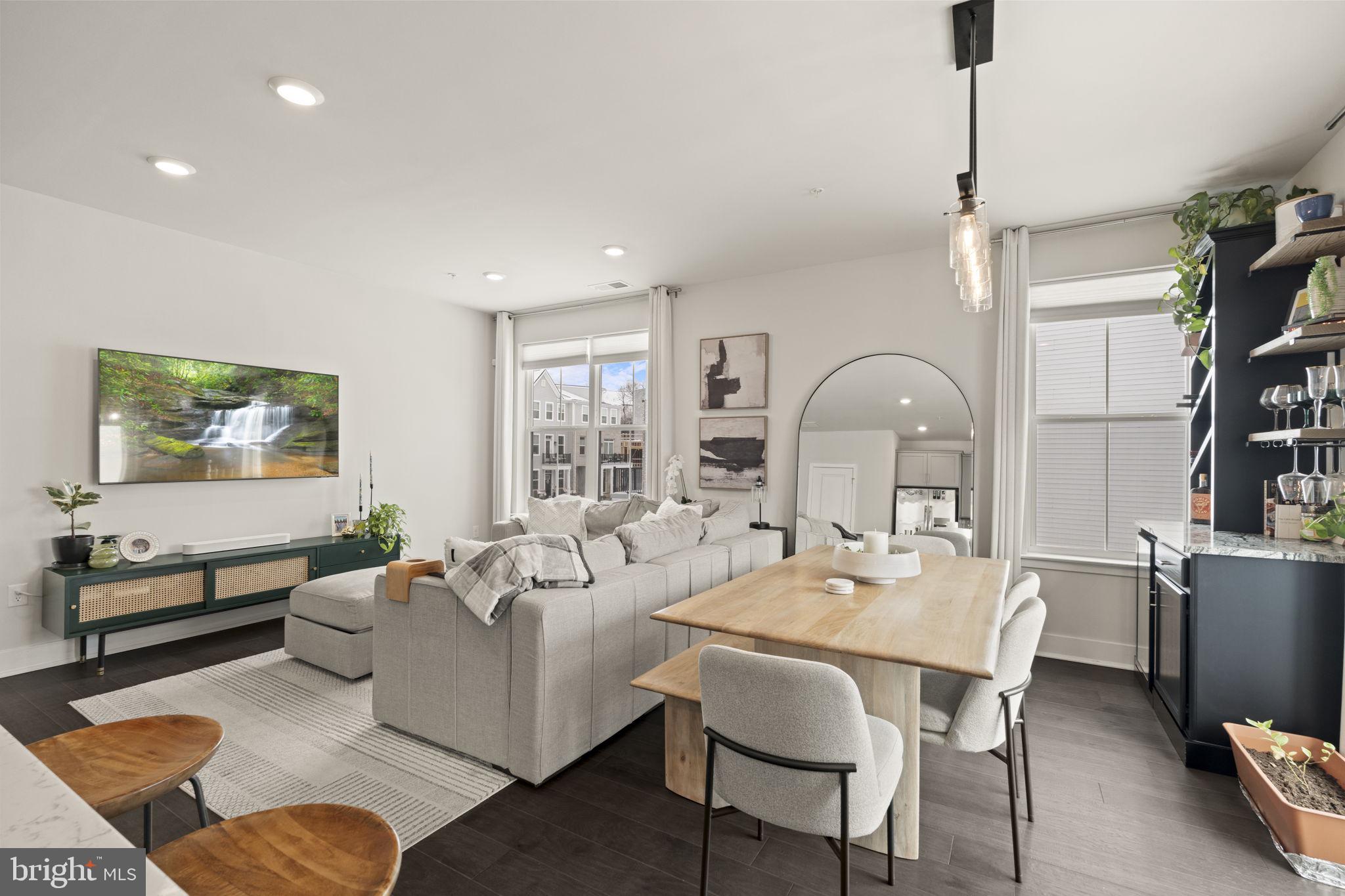 917 ANVIL COURT