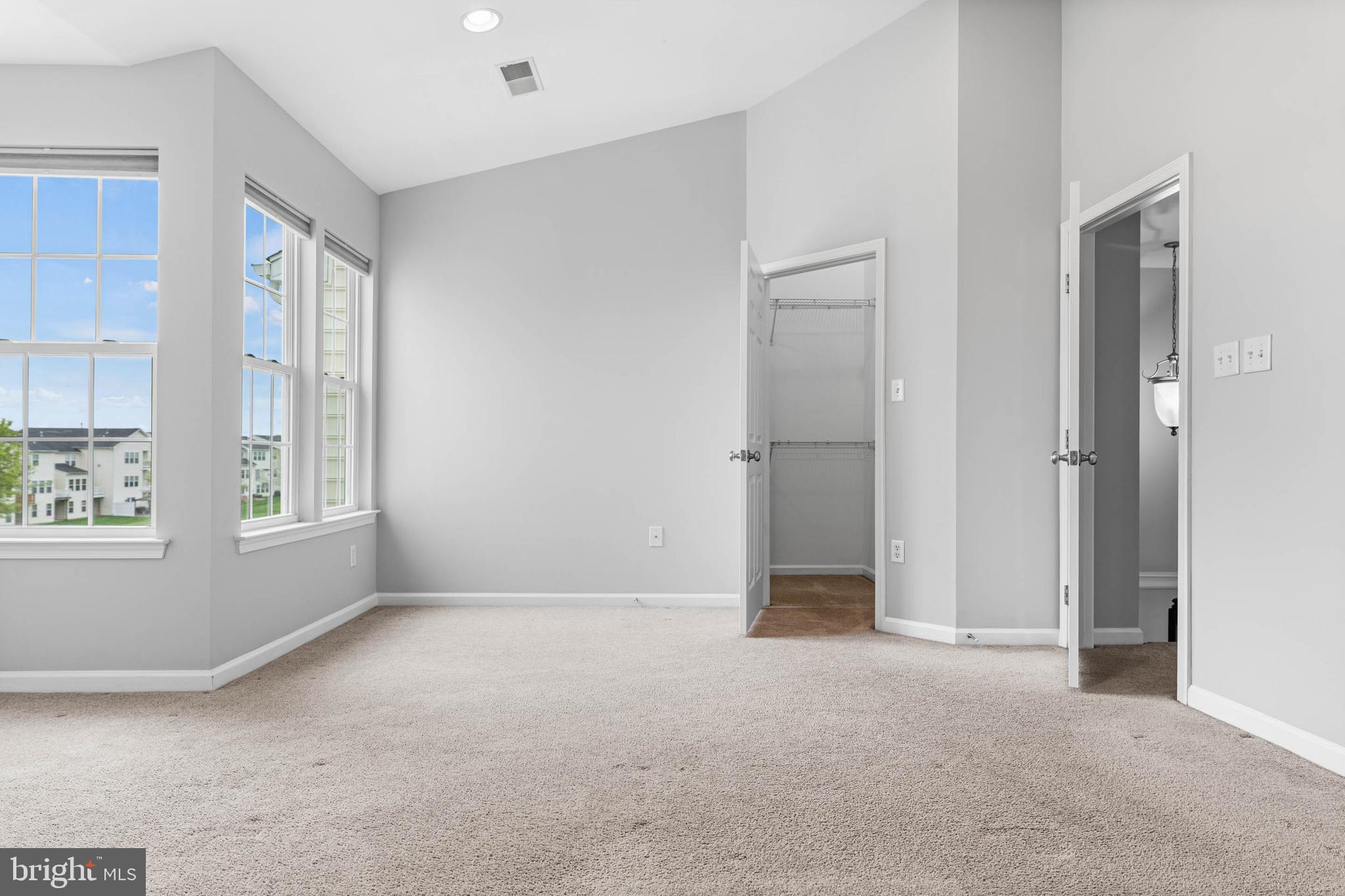 4 TUXFORD LANE