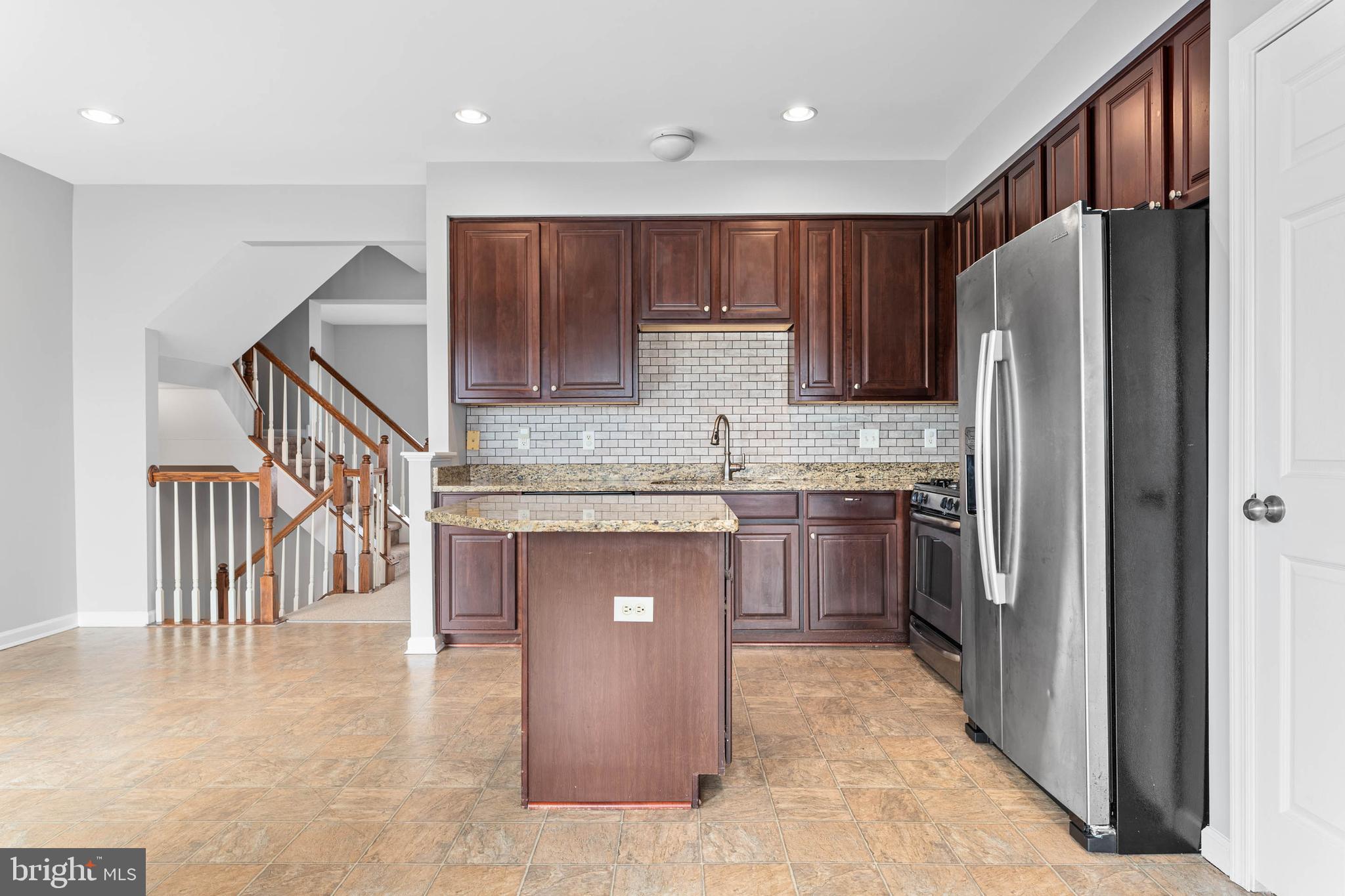 4 TUXFORD LANE