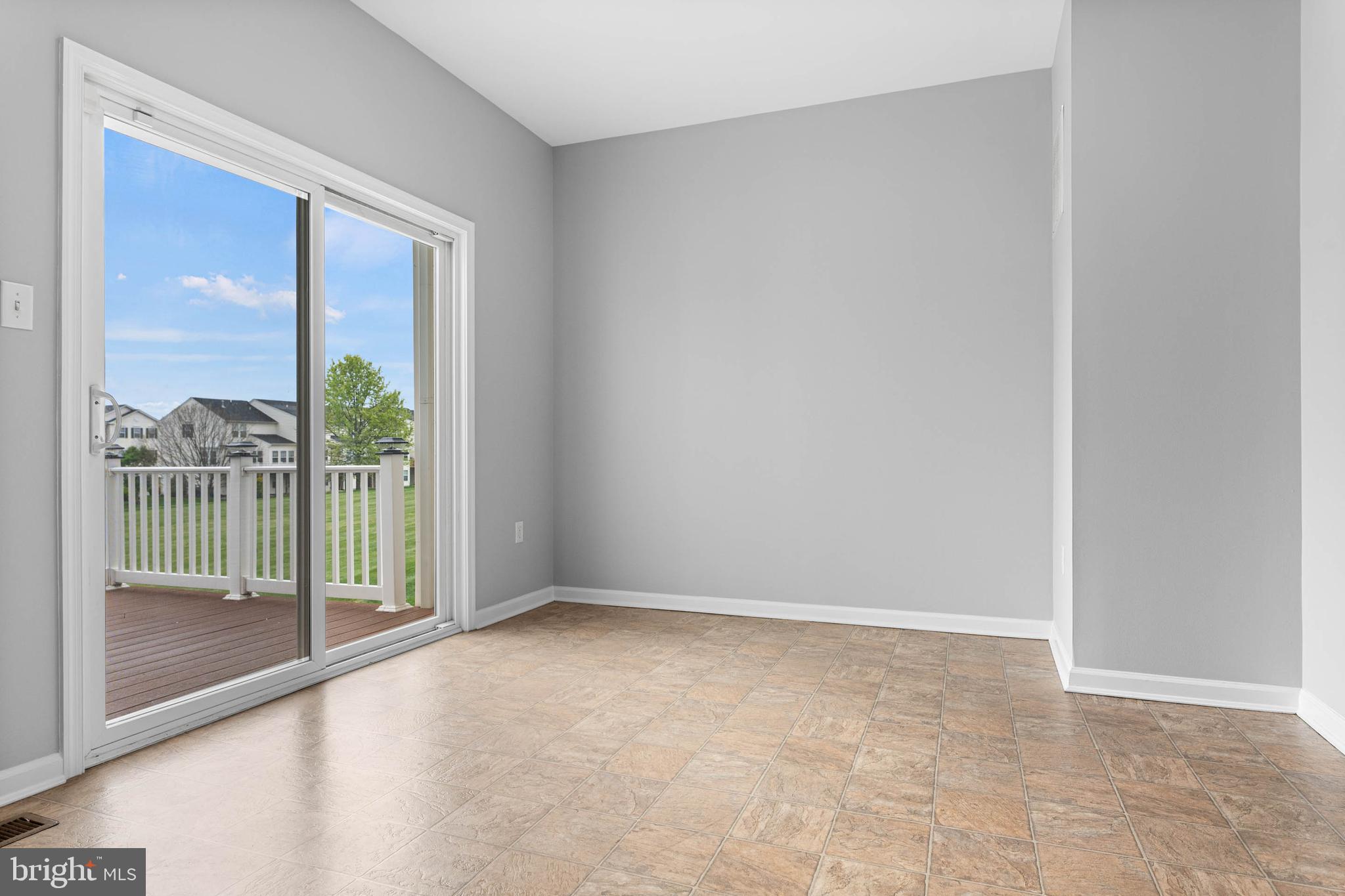 4 TUXFORD LANE
