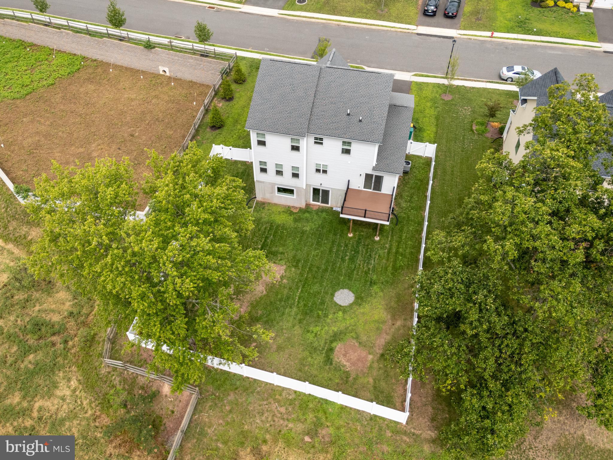 1011 Bayberry Dr
