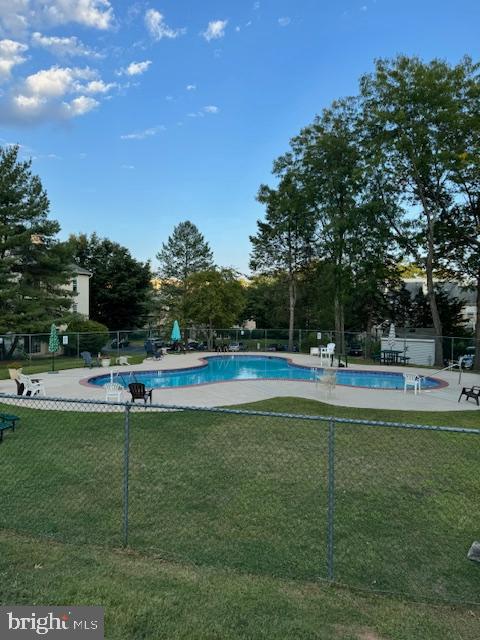 412 STONY WAY 412