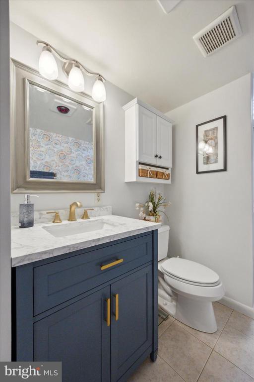 412 STONY WAY 412
