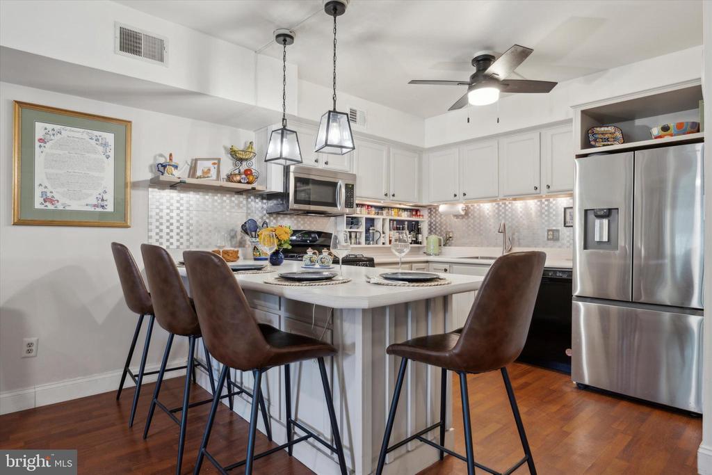 412 STONY WAY 412