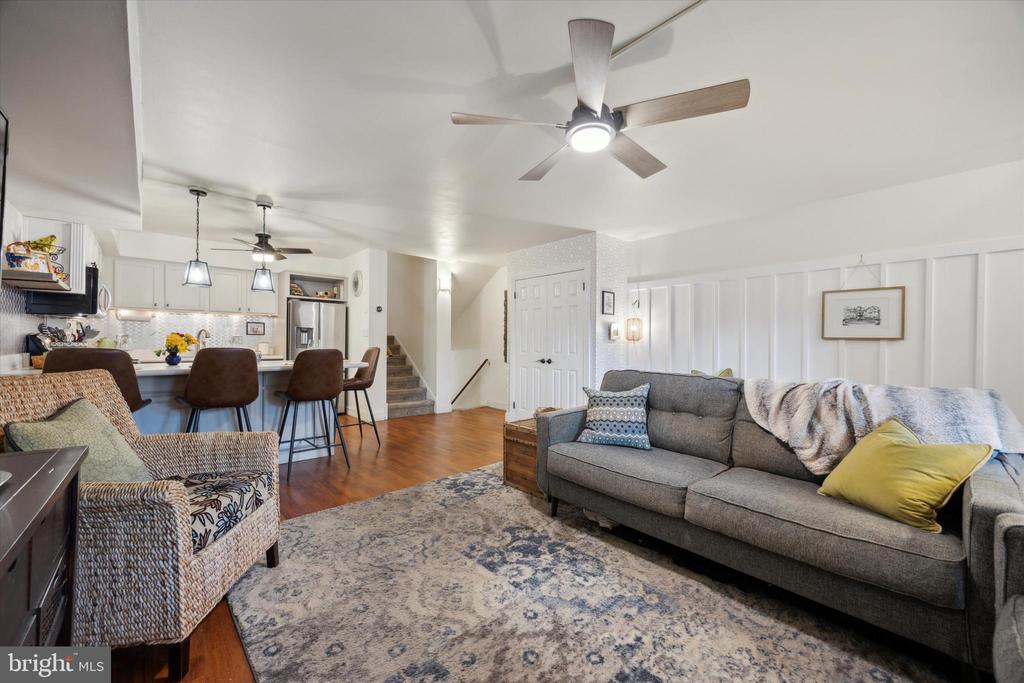 412 STONY WAY 412