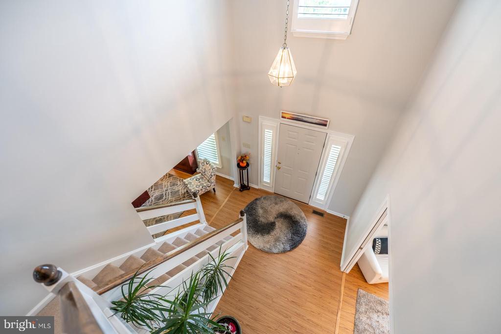 216 BAYBERRY DRIVE