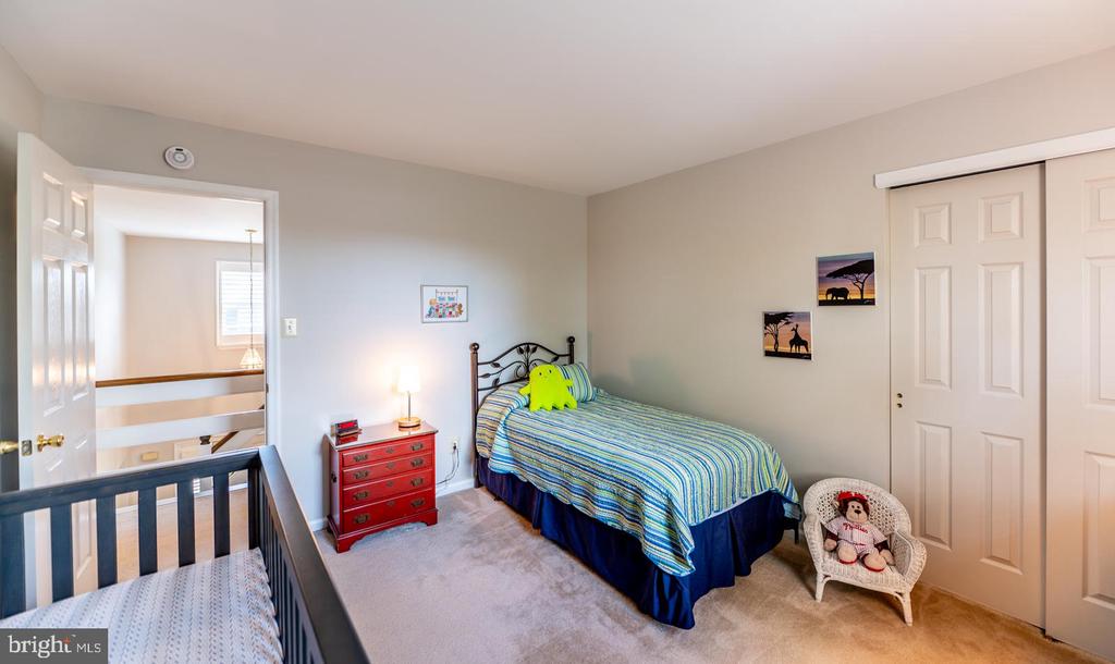 216 BAYBERRY DRIVE